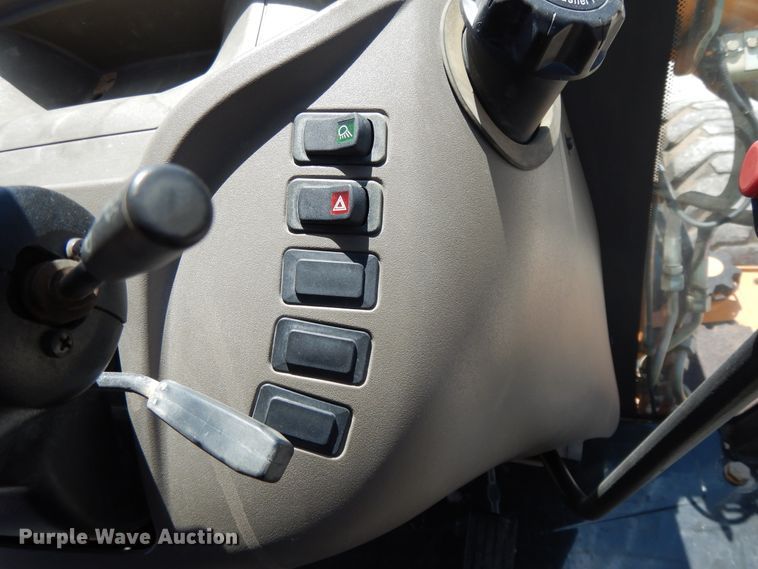 image for item DE5663 2014 Case 580 Super N  backhoe