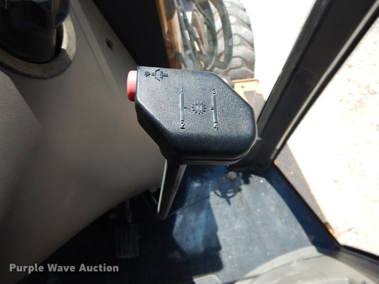 image for item DE5663 2014 Case 580 Super N  backhoe