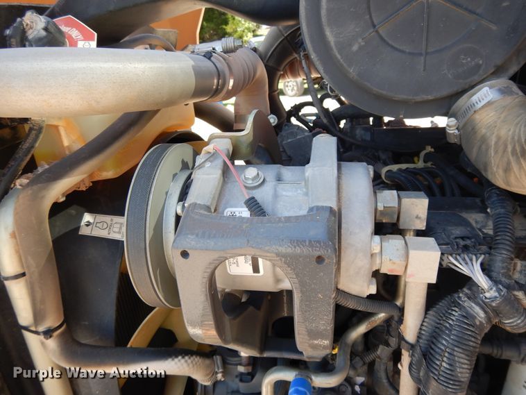 image for item DE5663 2014 Case 580 Super N  backhoe