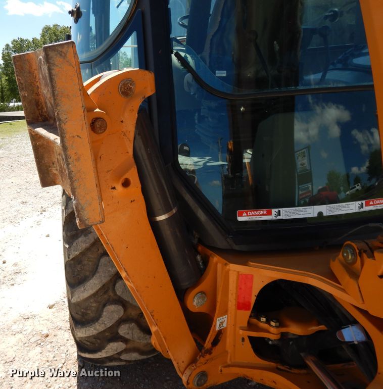 image for item DE5663 2014 Case 580 Super N  backhoe