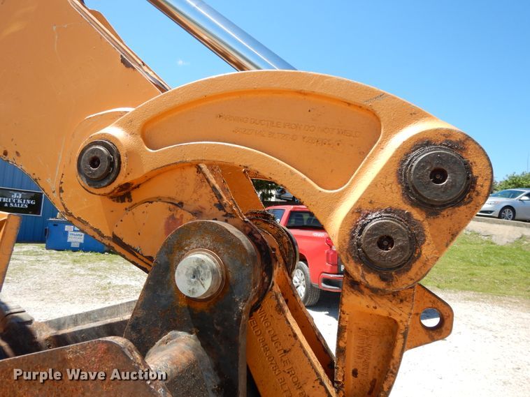 image for item DE5663 2014 Case 580 Super N  backhoe