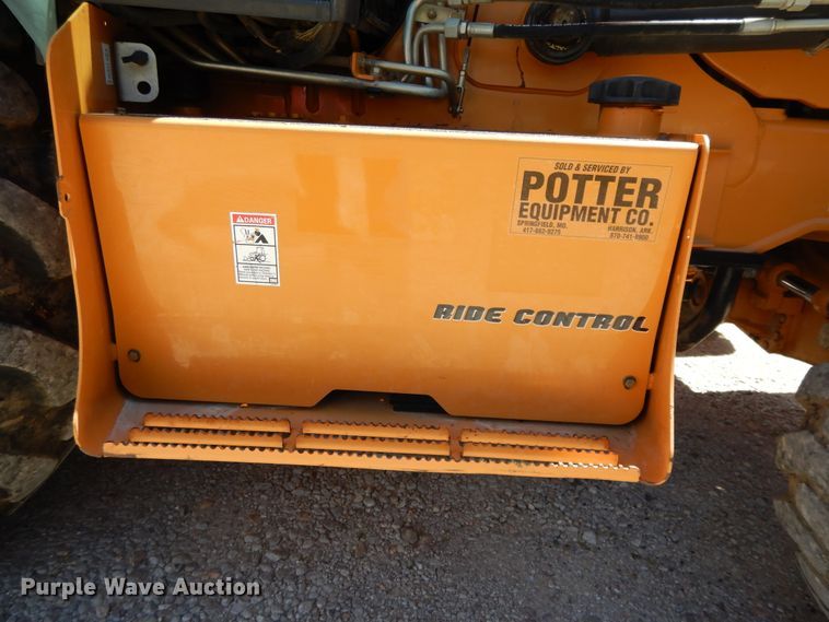 image for item DE5663 2014 Case 580 Super N  backhoe