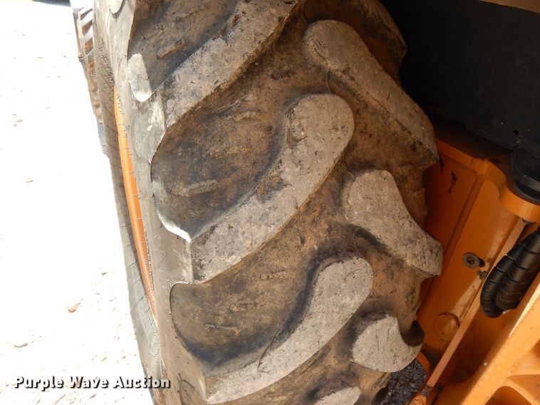 image for item DE5663 2014 Case 580 Super N  backhoe