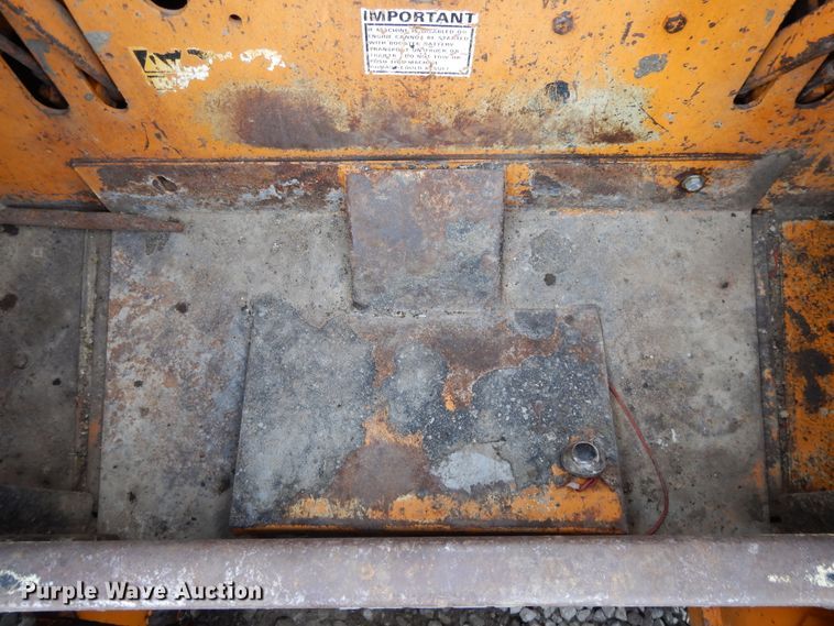 image for item DE5671 1980 Case 1845  skid steer loader