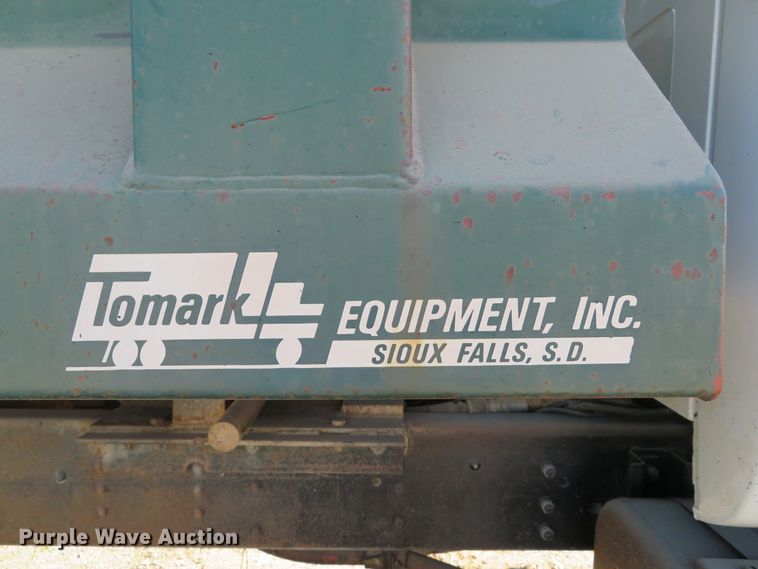 image for item DE8266 1991 GMC TopKick C6500 SL dump truck