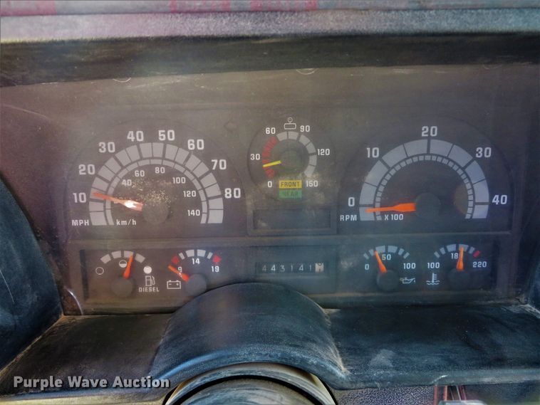 image for item DE8266 1991 GMC TopKick C6500 SL dump truck