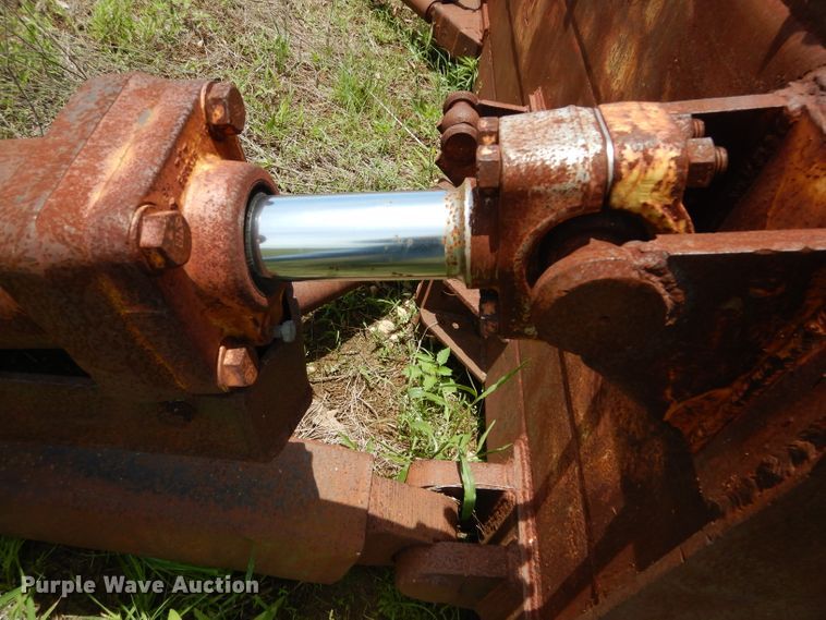 image for item DF2632 141"W straight dozer blade