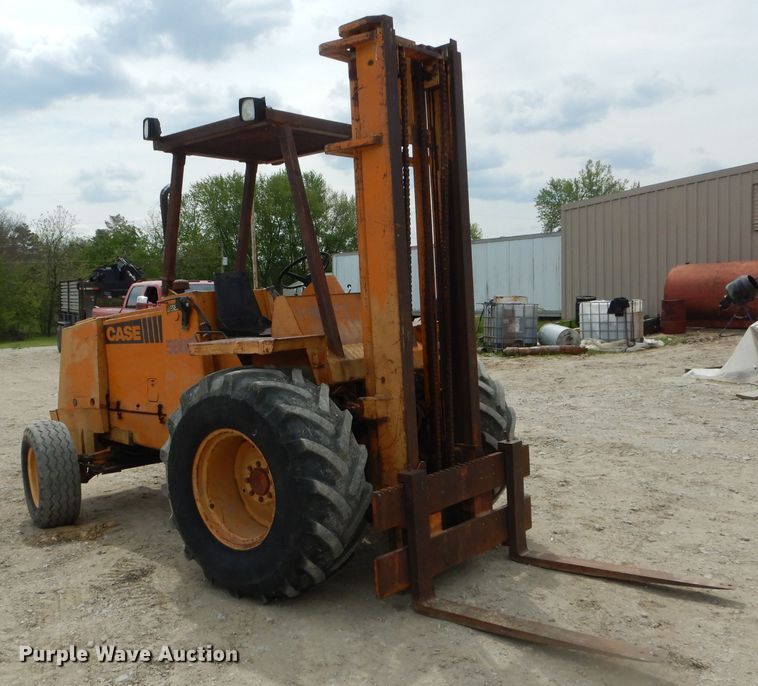 image for item DF3127 1992 Case 586E forklift
