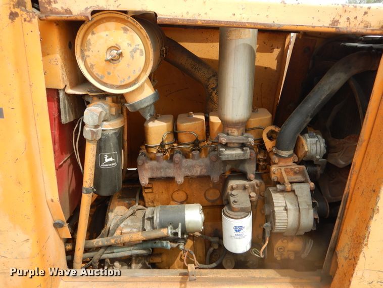 image for item DF3127 1992 Case 586E forklift