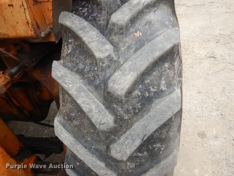 image for item DF3127 1992 Case 586E forklift