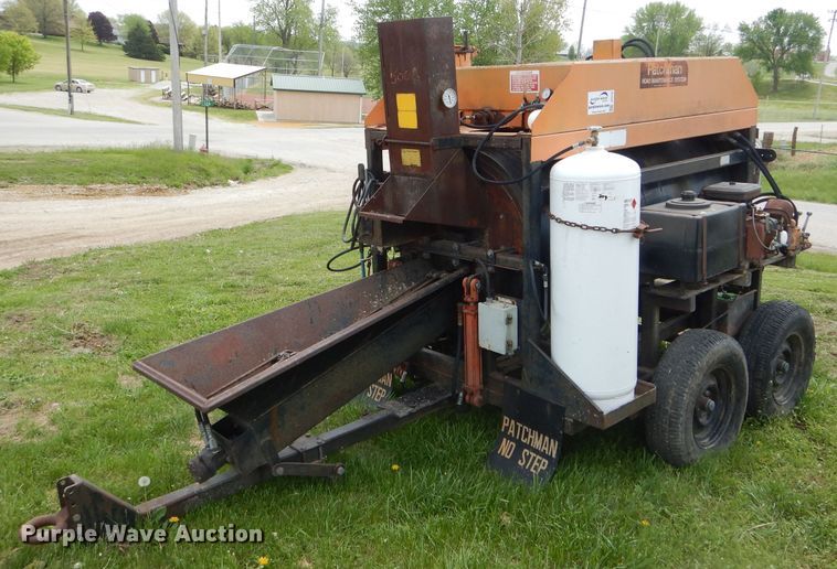 image for item DF3131 Patchman 720 asphalt recycler