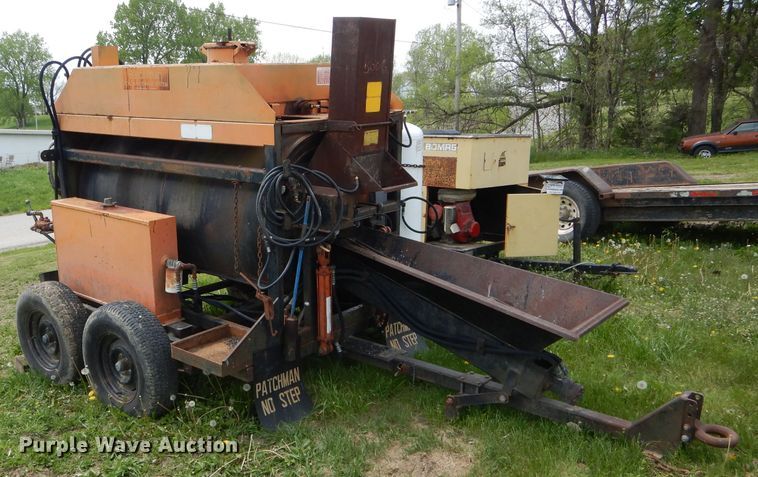 image for item DF3131 Patchman 720 asphalt recycler