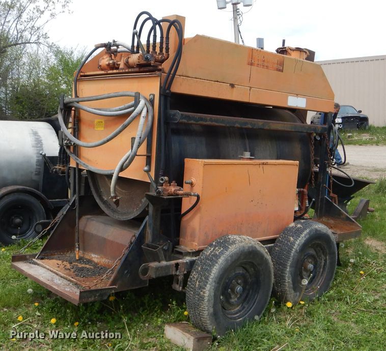 image for item DF3131 Patchman 720 asphalt recycler