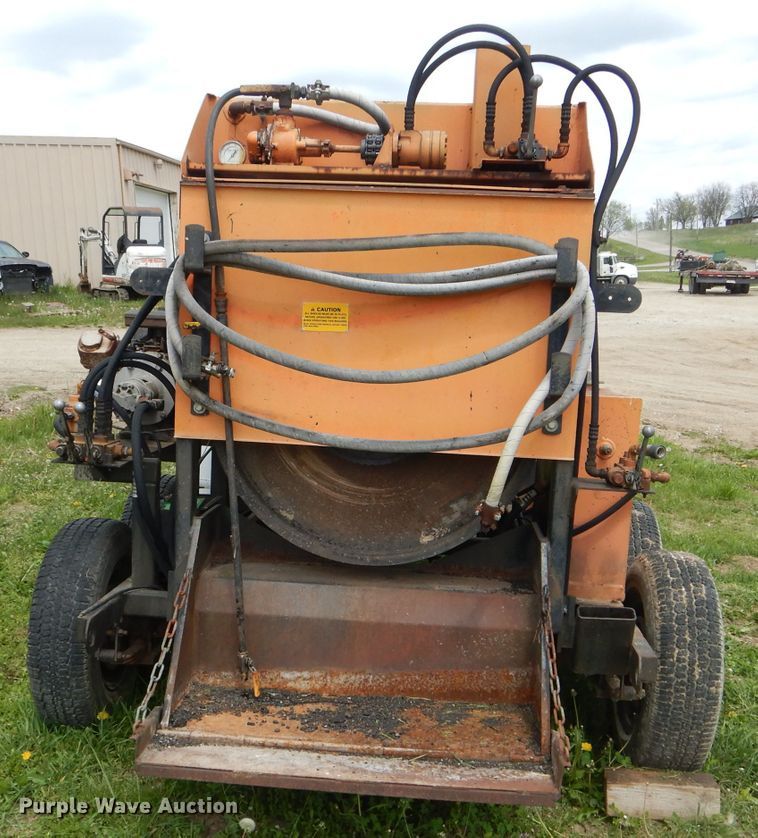 image for item DF3131 Patchman 720 asphalt recycler