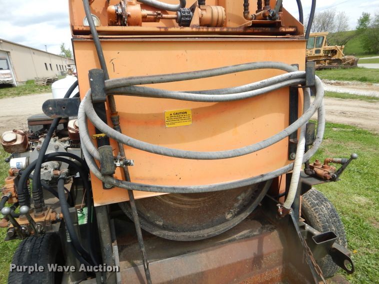 image for item DF3131 Patchman 720 asphalt recycler