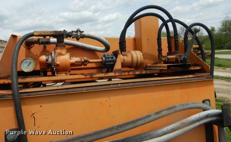 image for item DF3131 Patchman 720 asphalt recycler