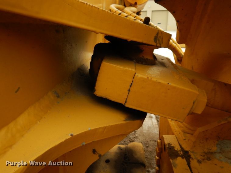 image for item DF4008 2006 Komatsu D61PX-15  dozer