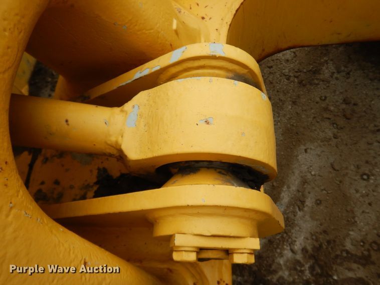 image for item DF4008 2006 Komatsu D61PX-15  dozer