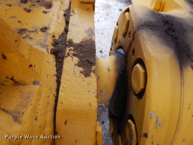 image for item DF4008 2006 Komatsu D61PX-15  dozer