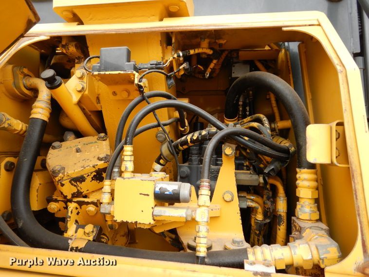 image for item DF4008 2006 Komatsu D61PX-15  dozer