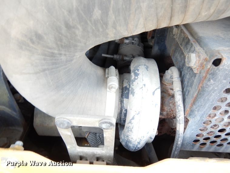 image for item DF4008 2006 Komatsu D61PX-15  dozer