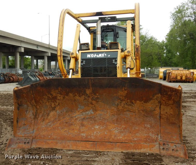 image for item DF4009 2004 Komatsu D65EX-15  dozer