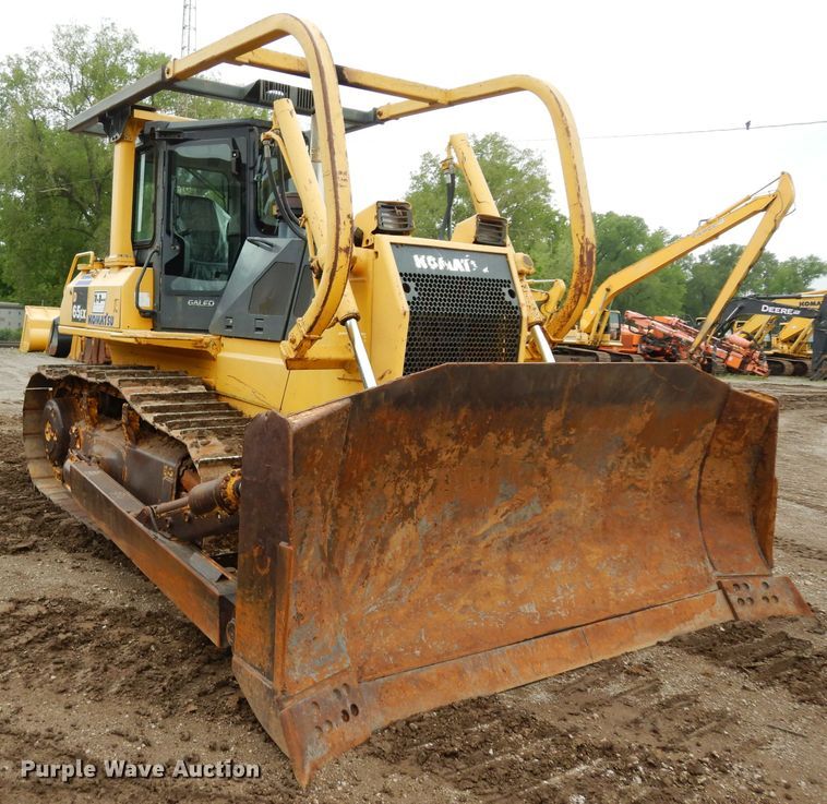 image for item DF4009 2004 Komatsu D65EX-15  dozer