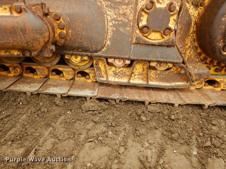 image for item DF4009 2004 Komatsu D65EX-15  dozer