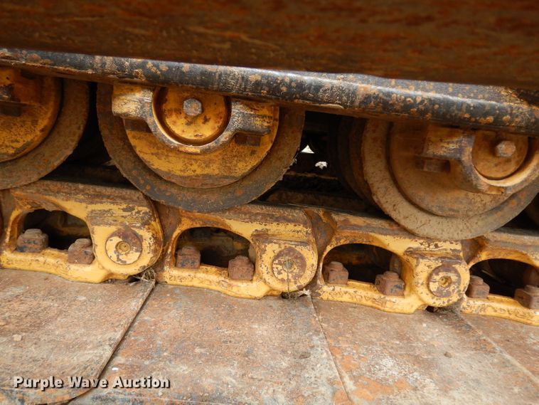 image for item DF4009 2004 Komatsu D65EX-15  dozer