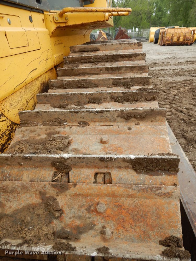 image for item DF4009 2004 Komatsu D65EX-15  dozer