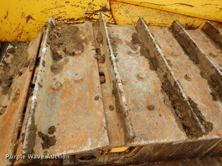 image for item DF4009 2004 Komatsu D65EX-15  dozer