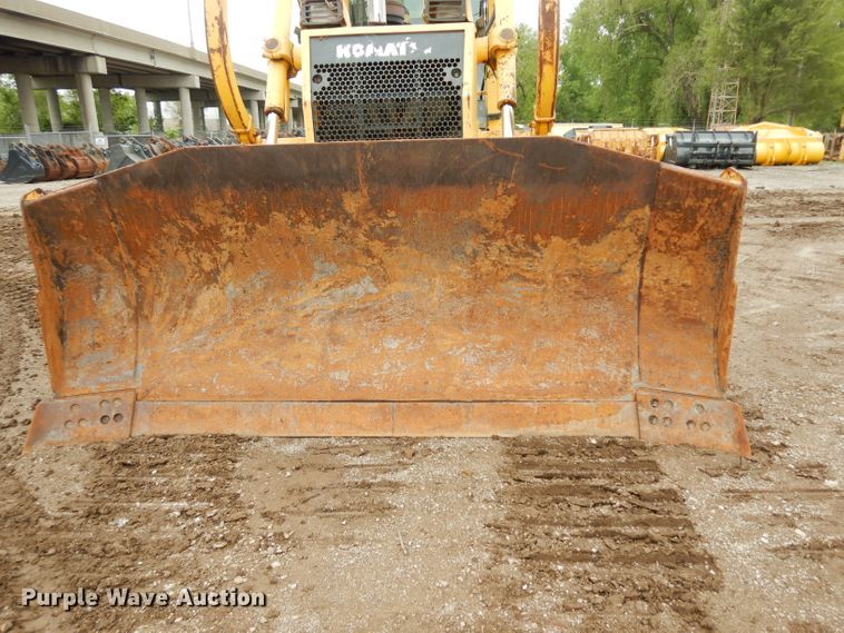 image for item DF4009 2004 Komatsu D65EX-15  dozer