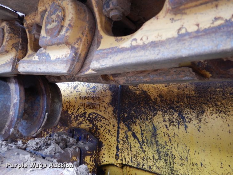 image for item DF4009 2004 Komatsu D65EX-15  dozer