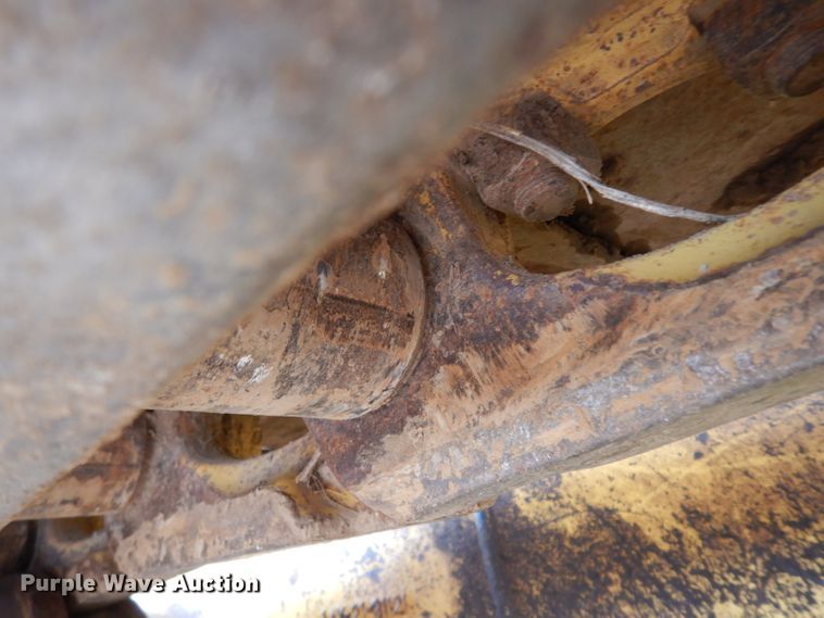 image for item DF4009 2004 Komatsu D65EX-15  dozer