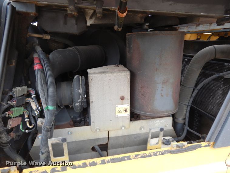 image for item DF4009 2004 Komatsu D65EX-15  dozer