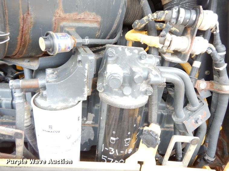 image for item DF4009 2004 Komatsu D65EX-15  dozer