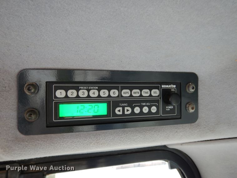 image for item DF4009 2004 Komatsu D65EX-15  dozer