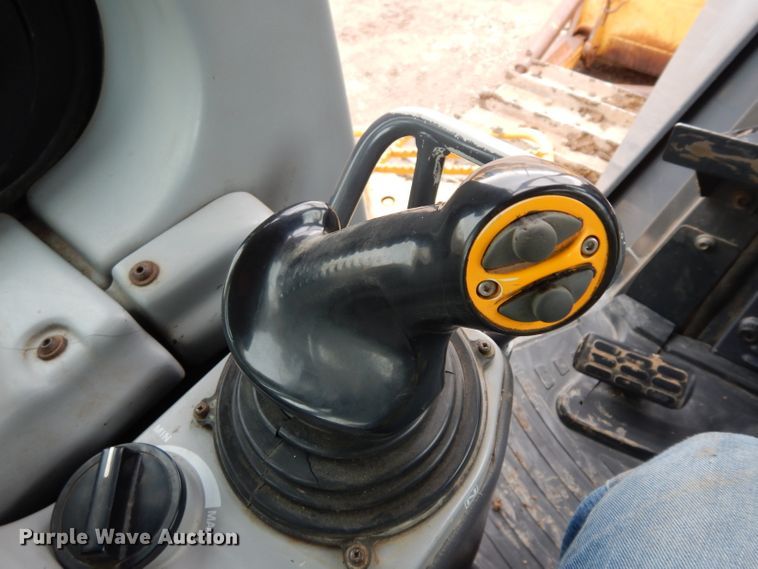 image for item DF4009 2004 Komatsu D65EX-15  dozer