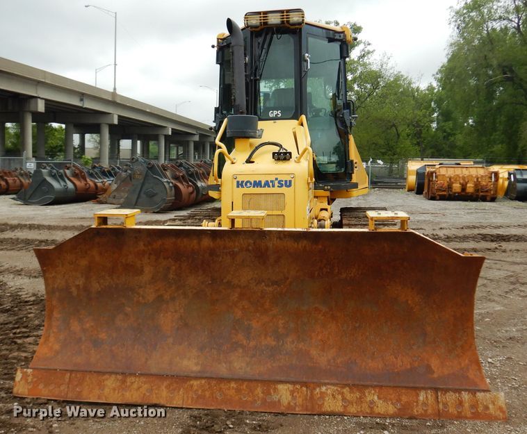 image for item DF4010 2009 Komatsu D51EX-22  Series 22 dozer