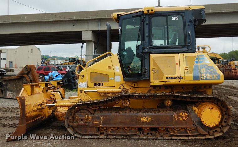 image for item DF4010 2009 Komatsu D51EX-22  Series 22 dozer
