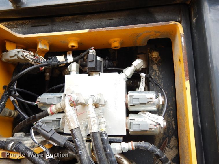 image for item DF4010 2009 Komatsu D51EX-22  Series 22 dozer