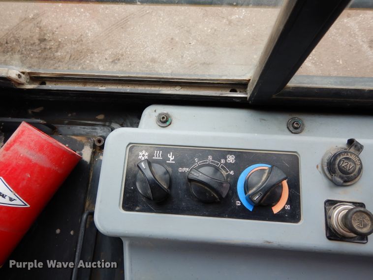 image for item DF4010 2009 Komatsu D51EX-22  Series 22 dozer