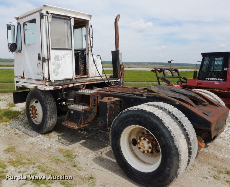 image for item DF5357 1983 Ottawa Commander yard truck