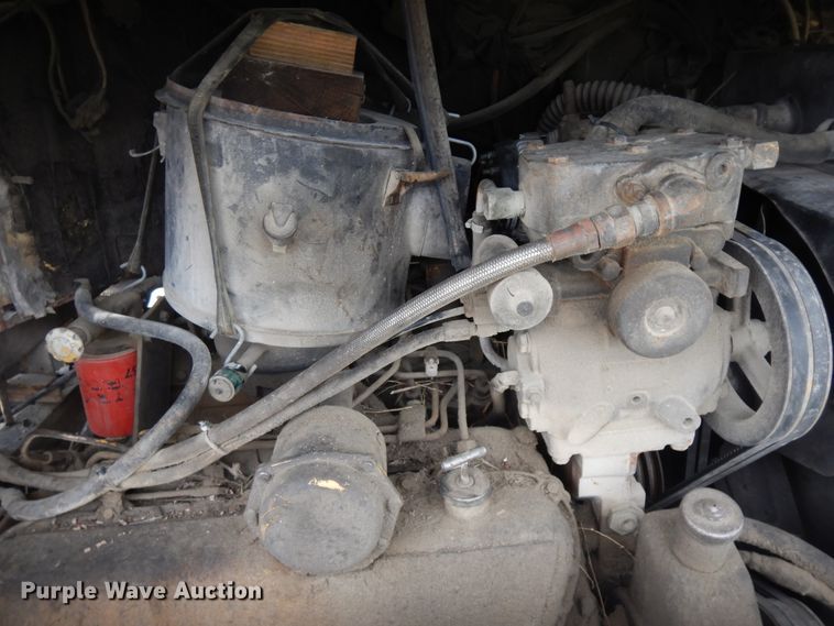 image for item DF5357 1983 Ottawa Commander yard truck