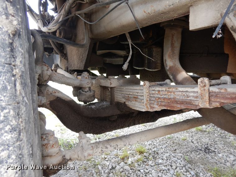 image for item DF5357 1983 Ottawa Commander yard truck