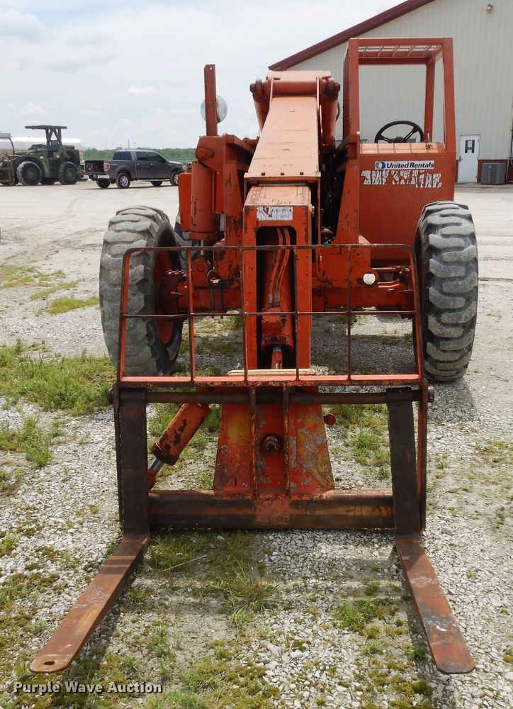 image for item DF5358 1997 Traverse TL8040  telehandler