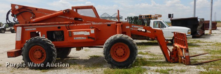 image for item DF5358 1997 Traverse TL8040  telehandler