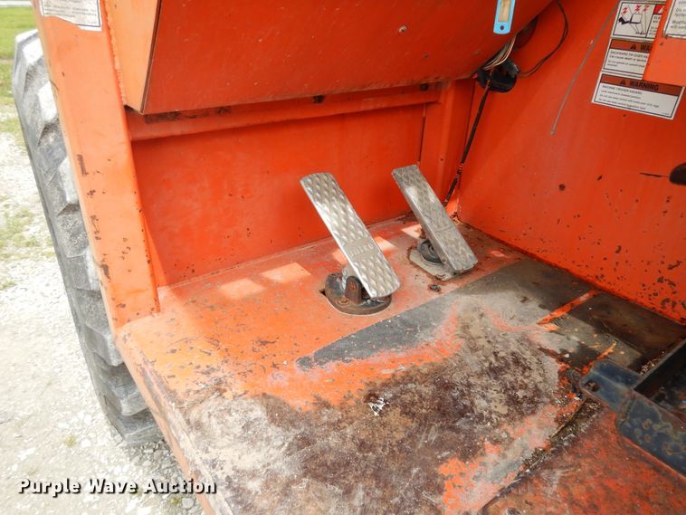 image for item DF5358 1997 Traverse TL8040  telehandler