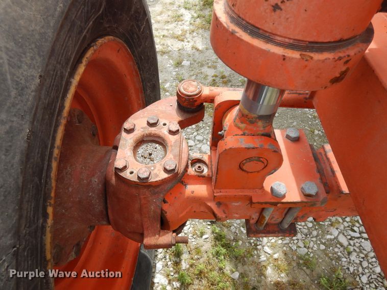 image for item DF5358 1997 Traverse TL8040  telehandler