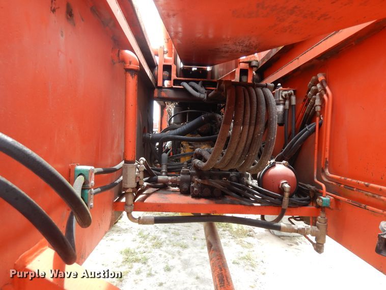 image for item DF5358 1997 Traverse TL8040  telehandler